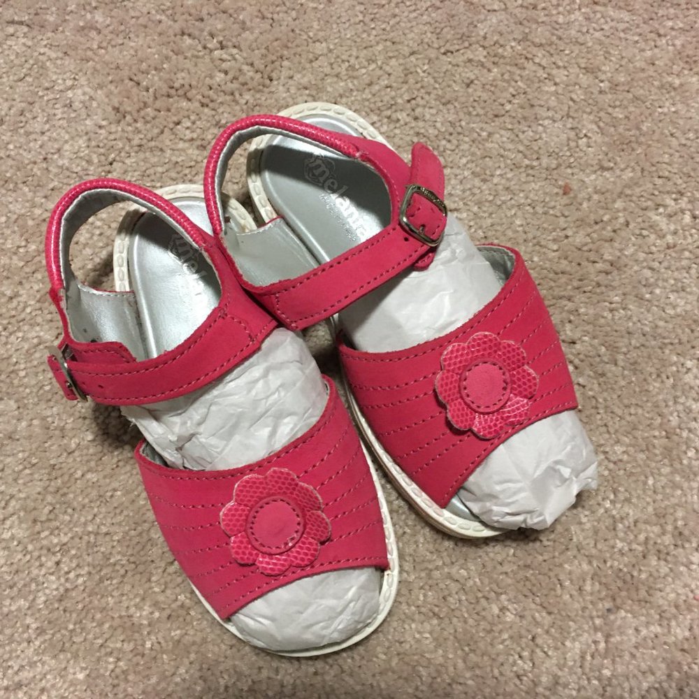 Melania (Italy) pink sandals 10 Toddler Euro 27